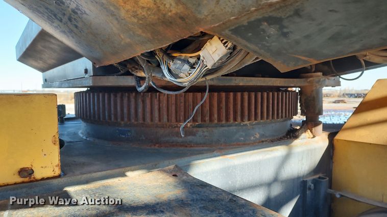 image for item LK9432 P&H Omega 18  crane