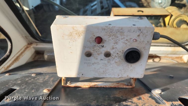 image for item LK9432 P&H Omega 18  crane