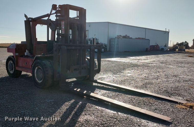 image for item LK9433 1978 Taylor  TY-300-S  forklift