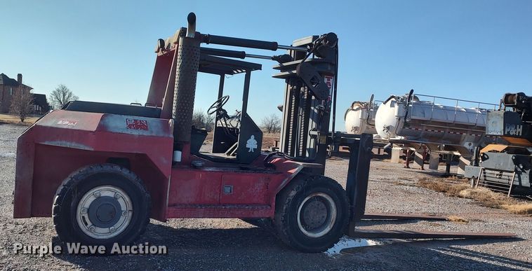 image for item LK9433 1978 Taylor  TY-300-S  forklift