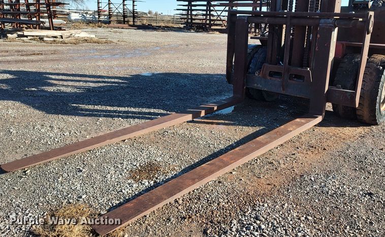 image for item LK9433 1978 Taylor  TY-300-S  forklift