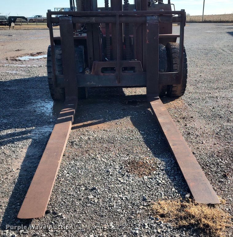 image for item LK9433 1978 Taylor  TY-300-S  forklift