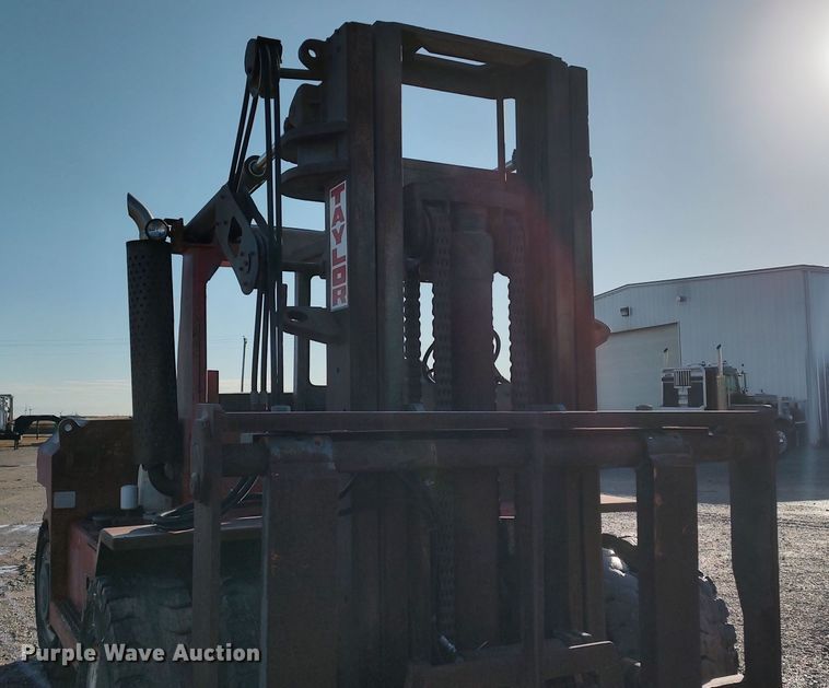 image for item LK9433 1978 Taylor  TY-300-S  forklift