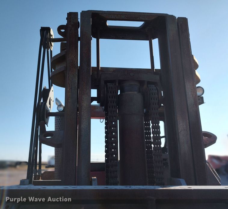 image for item LK9433 1978 Taylor  TY-300-S  forklift