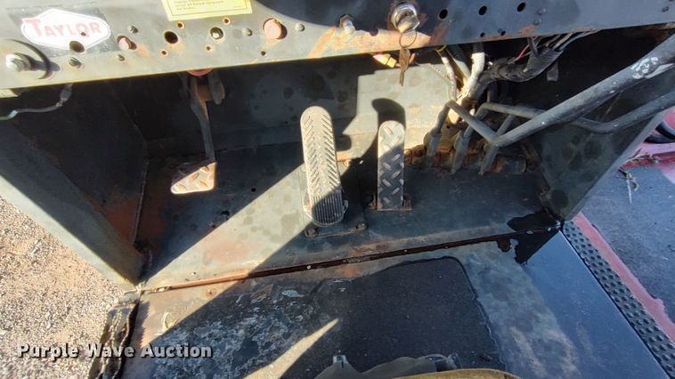 image for item LK9433 1978 Taylor  TY-300-S  forklift