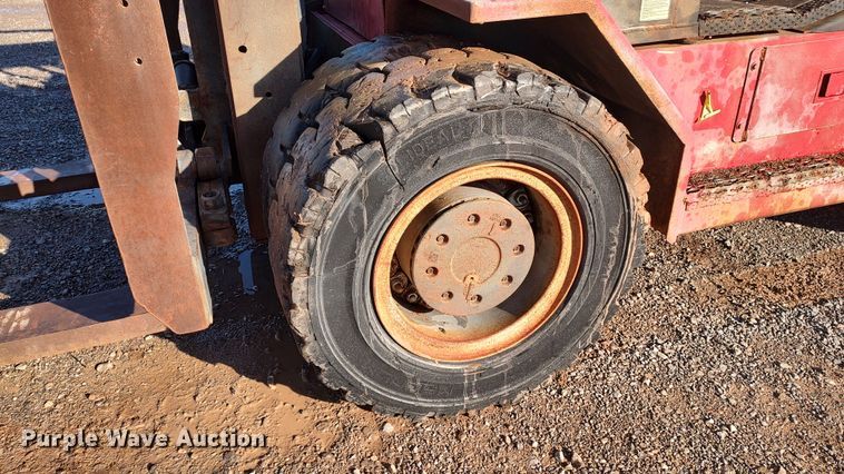 image for item LK9433 1978 Taylor  TY-300-S  forklift