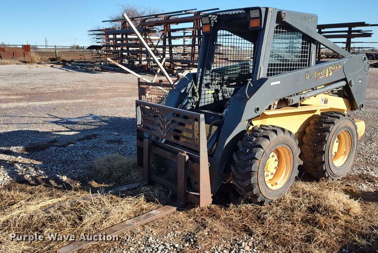 image for item LK9434 2001 New Holland LS180  skid steer loader