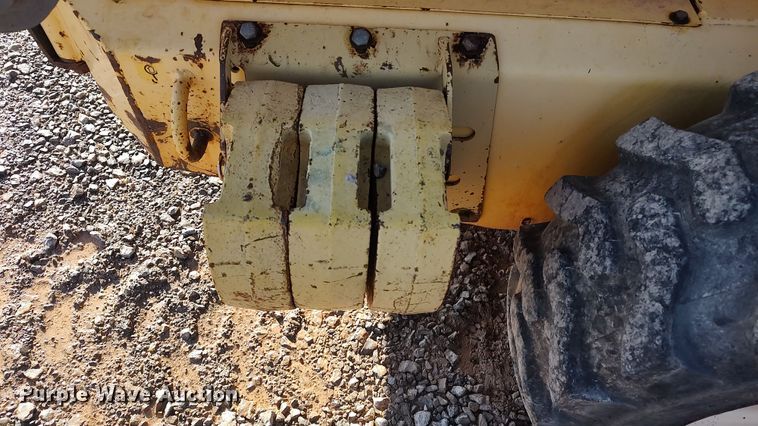 image for item LK9434 2001 New Holland LS180  skid steer loader