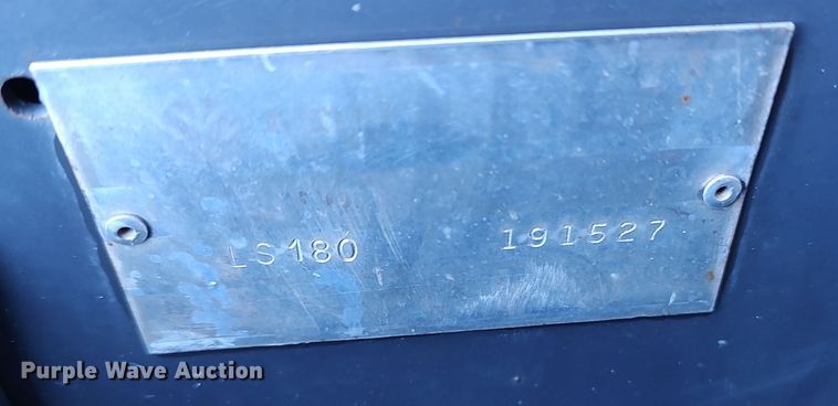 image for item LK9434 2001 New Holland LS180  skid steer loader