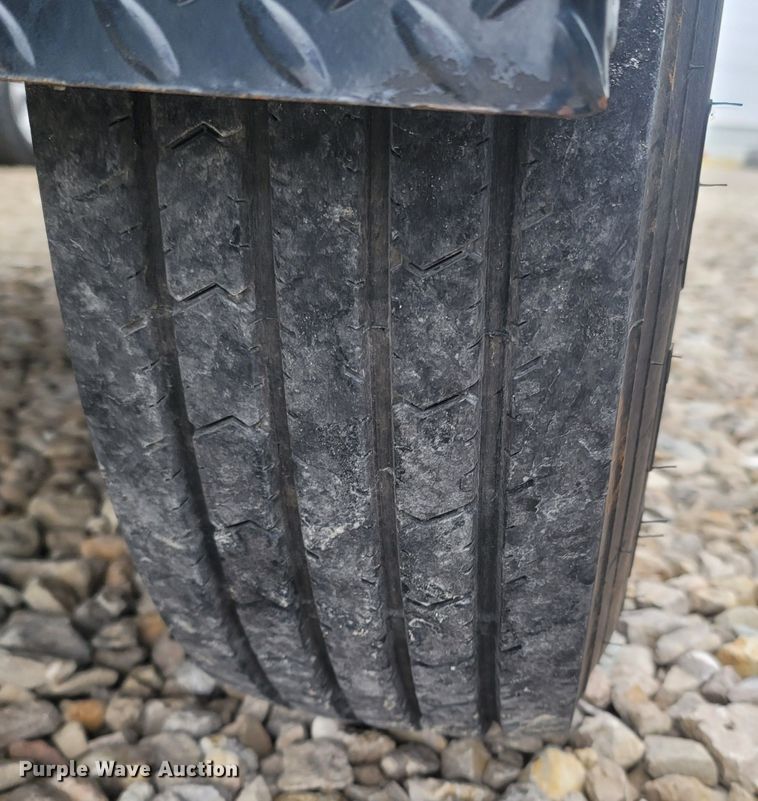 image for item MH9632 2004 Condux Tesmec  underground cable puller