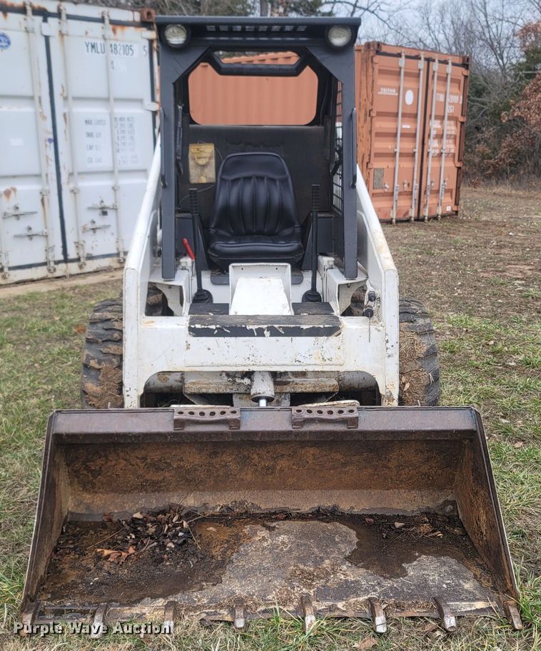 image for item MH9637 1986 Bobcat 743  skid steer loader