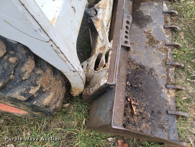 image for item MH9637 1986 Bobcat 743  skid steer loader