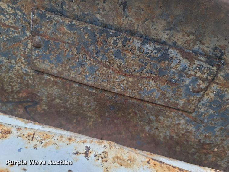 image for item MH9637 1986 Bobcat 743  skid steer loader