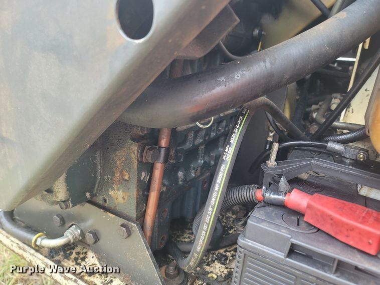 image for item MH9637 1986 Bobcat 743  skid steer loader