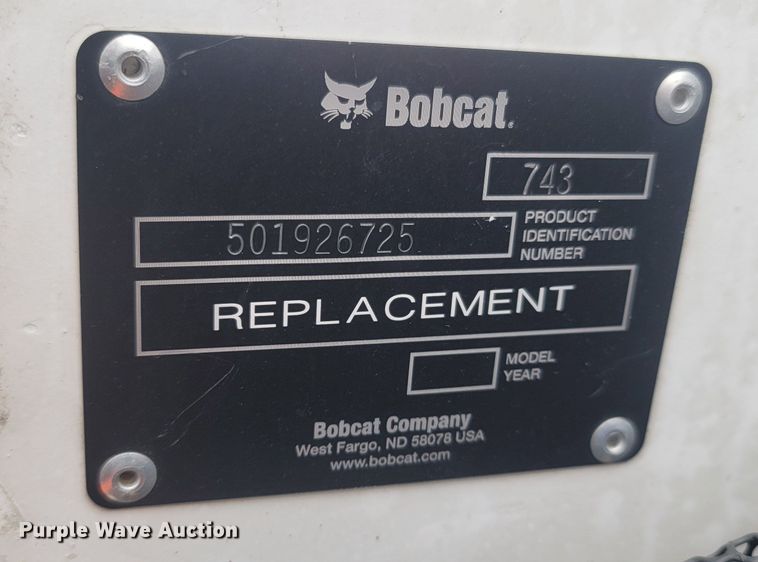 image for item MH9637 1986 Bobcat 743  skid steer loader