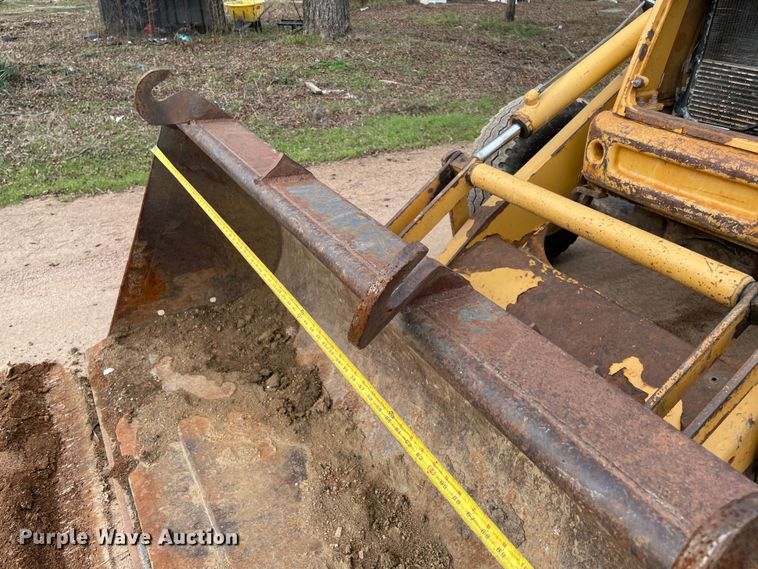 image for item MI9655 New Holland 555E  backhoe