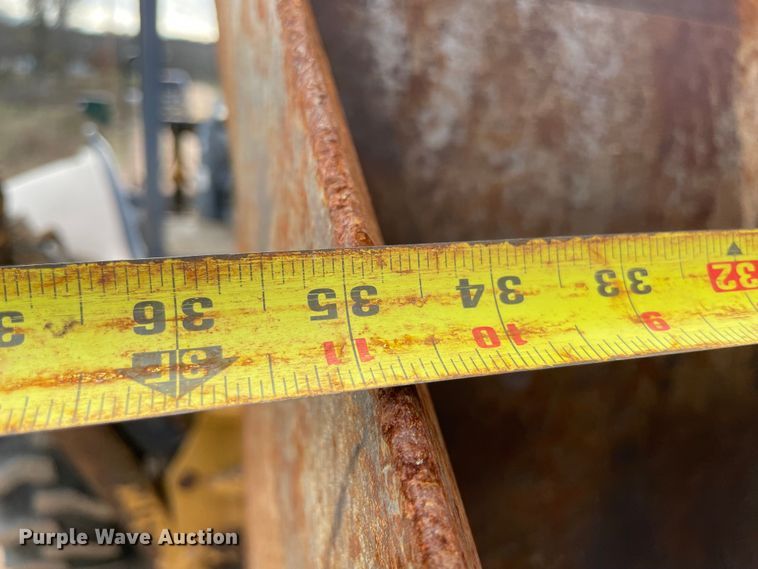 image for item MI9655 New Holland 555E  backhoe