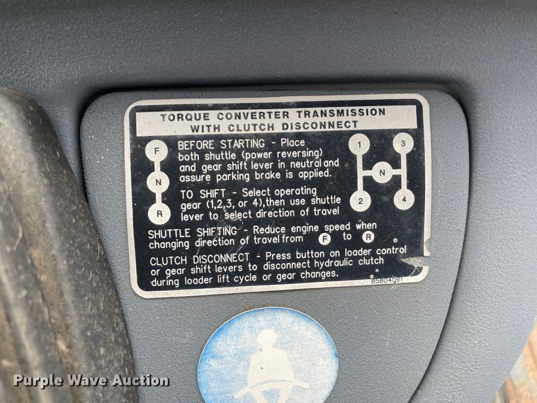 image for item MI9655 New Holland 555E  backhoe