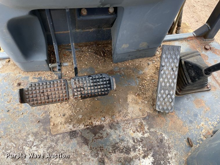 image for item MI9655 New Holland 555E  backhoe