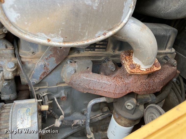 image for item MI9655 New Holland 555E  backhoe