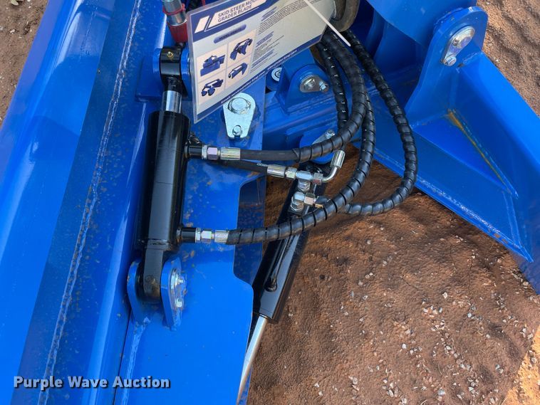 image for item MR9466 TopCat SSSG72  skid steer grader