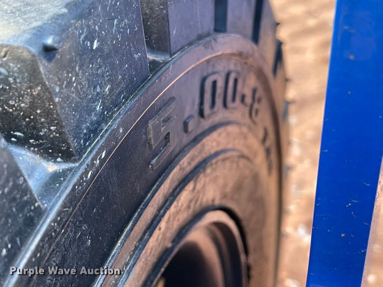 image for item MR9466 TopCat SSSG72  skid steer grader