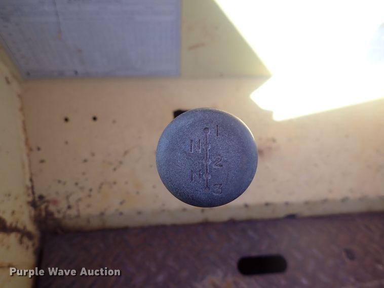 image for item DI1993 Hyster C530A  pneumatic roller