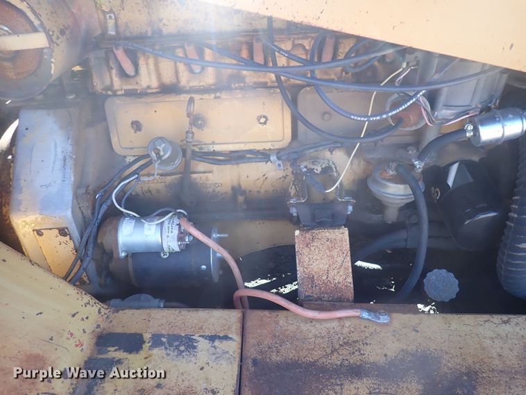 image for item DI1993 Hyster C530A  pneumatic roller