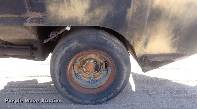 image for item DI1993 Hyster C530A  pneumatic roller