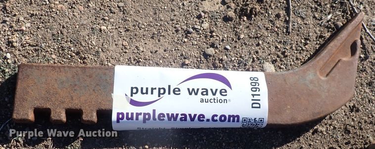 image for item DI1998 (11) scarifer teeth