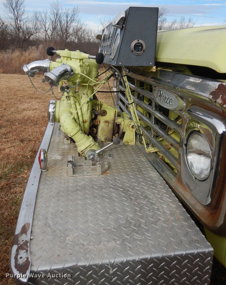 image for item DI6870 1978 Ford  pumper fire truck