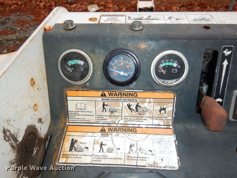 image for item DI6943 2011 Bobcat MT55  compact utility loader