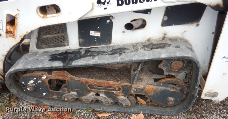 image for item DI6943 2011 Bobcat MT55  compact utility loader