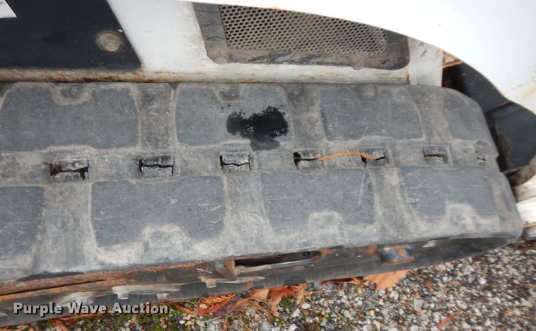 image for item DI6943 2011 Bobcat MT55  compact utility loader