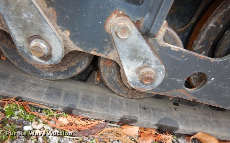 image for item DI6943 2011 Bobcat MT55  compact utility loader