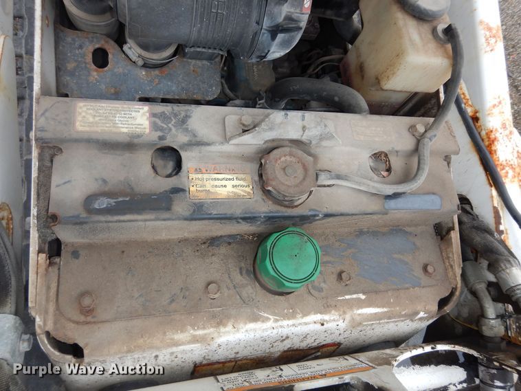 image for item DI6943 2011 Bobcat MT55  compact utility loader