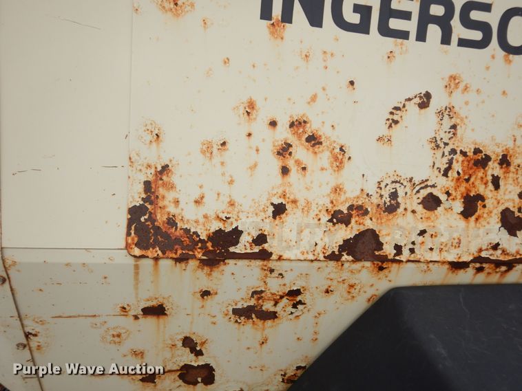 image for item DI6945 1995 Ingersoll Rand P175WJD  air compressor