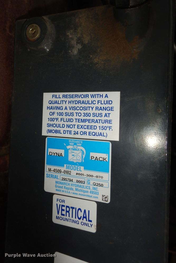 image for item DI6946 Mohawk TP16  two post automotive lift