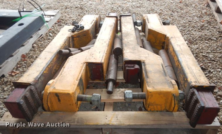 image for item DI6946 Mohawk TP16  two post automotive lift