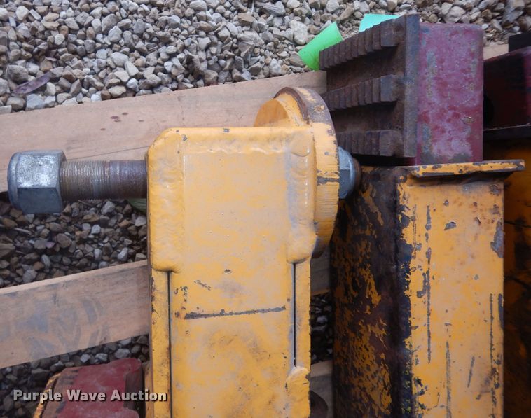 image for item DI6946 Mohawk TP16  two post automotive lift