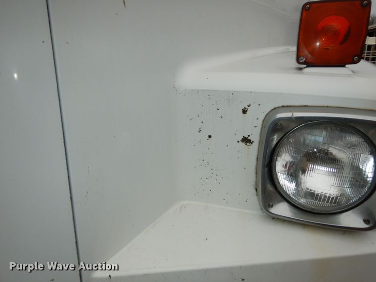 image for item DI6949 1999 Volvo WG  semi truck