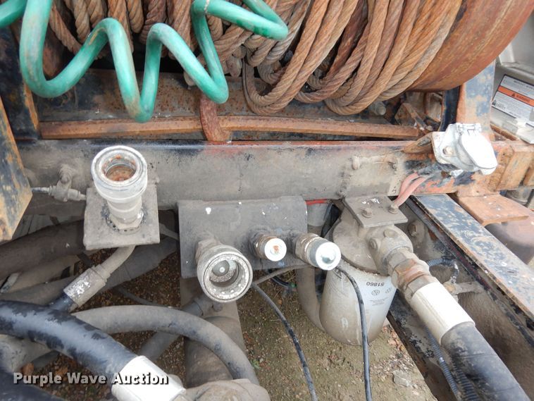 image for item DI6949 1999 Volvo WG  semi truck