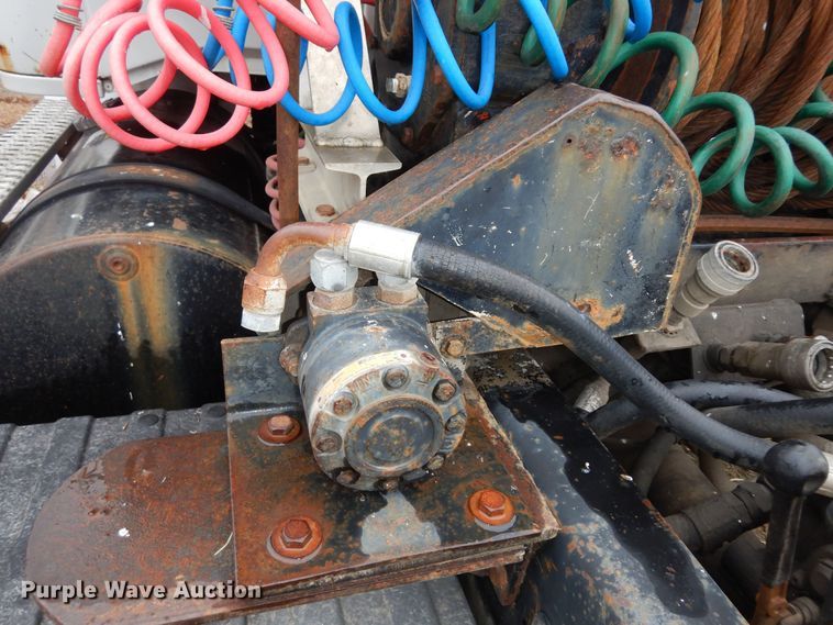 image for item DI6949 1999 Volvo WG  semi truck