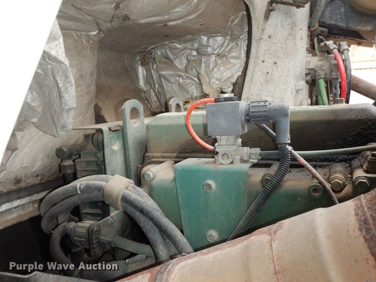 image for item DI6949 1999 Volvo WG  semi truck