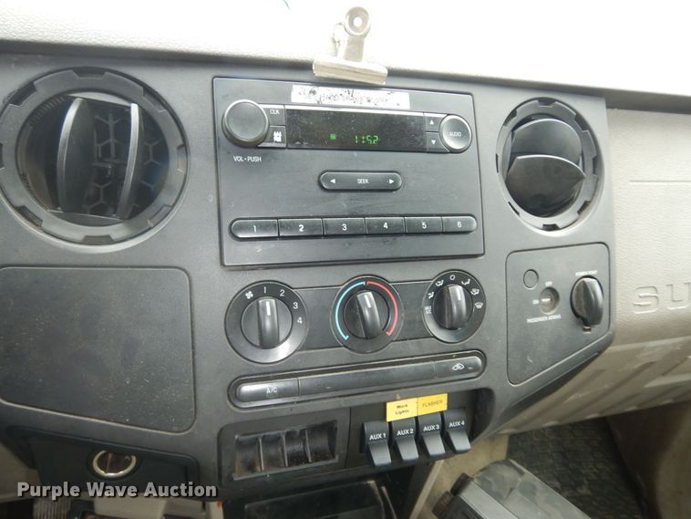 image for item DI6958 2008 Ford F450 Super Duty XL  refuse truck