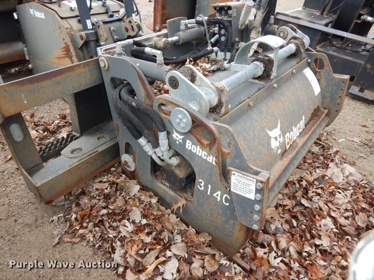 image for item DI6966 2009 Bobcat  skid steer cold planer