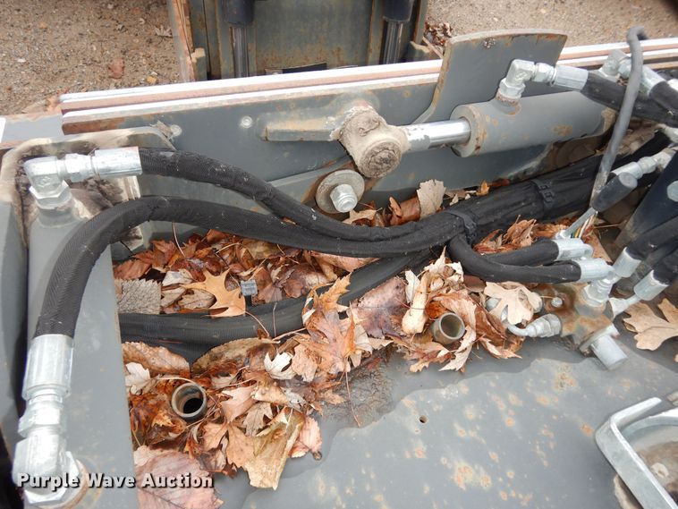 image for item DI6966 2009 Bobcat  skid steer cold planer