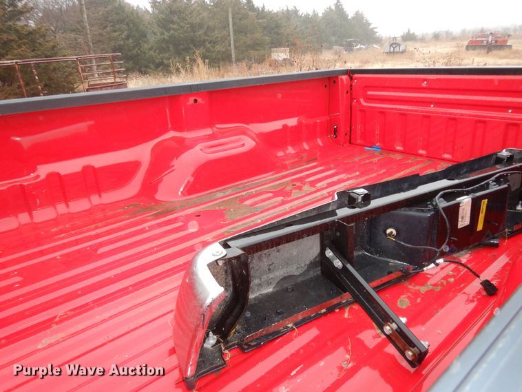 image for item DI6973 Ford F250 pickup truck bed