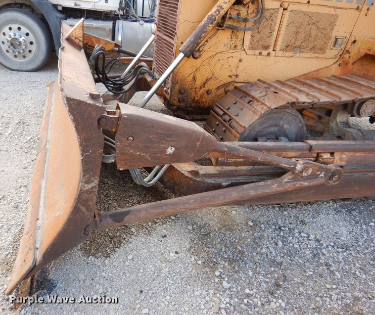 image for item DK2076 1988 Case 1150E  dozer