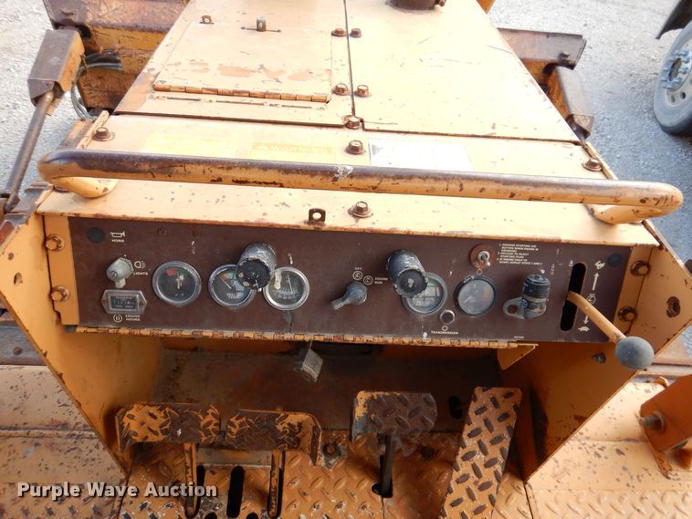 image for item DK2076 1988 Case 1150E  dozer